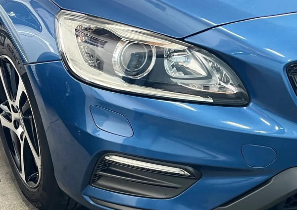 Volvo V60 cena 89000 przebieg: 137000, rok produkcji 2017 z Sulechów małe 92